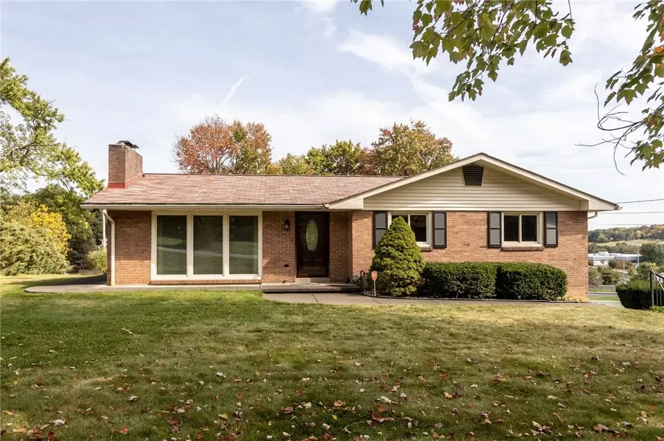 133 Poplar Dr, Monaca, PA 15061 28 Photos Movoto