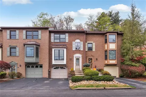 467 Cannongate Dr, Monroeville, PA 15146