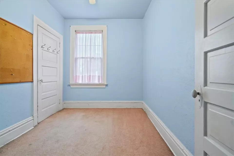  107 Kendall Ave, Pittsburgh, PA 15202 photo 29