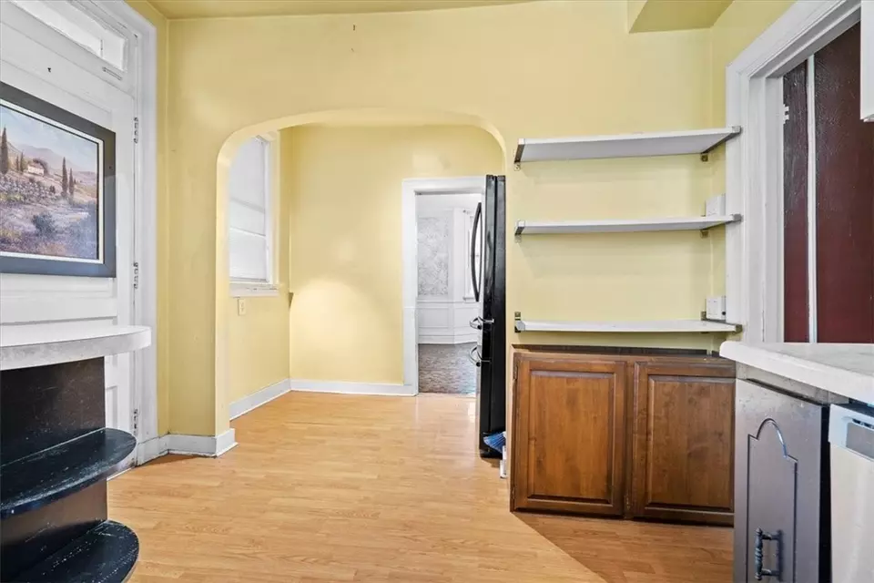  107 Kendall Ave, Pittsburgh, PA 15202 photo 21