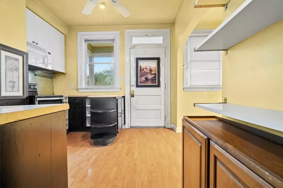  107 Kendall Ave, Pittsburgh, PA 15202 photo 24
