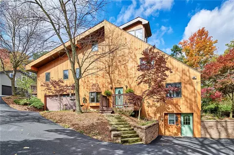 430 Wallace Rd, Wexford, PA 15090