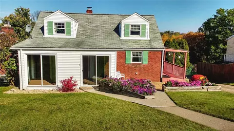 14 Poplar St, Canonsburg, PA 15317