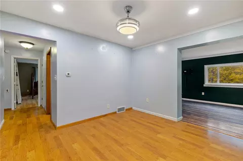 138 Mowry Rd, Monaca, PA 15061 photo 9