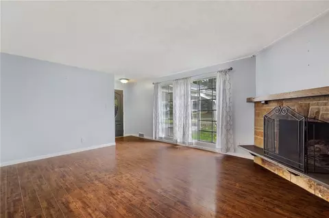 138 Mowry Rd, Monaca, PA 15061 photo 8