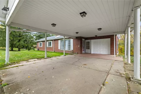 138 Mowry Rd, Monaca, PA 15061 photo 5