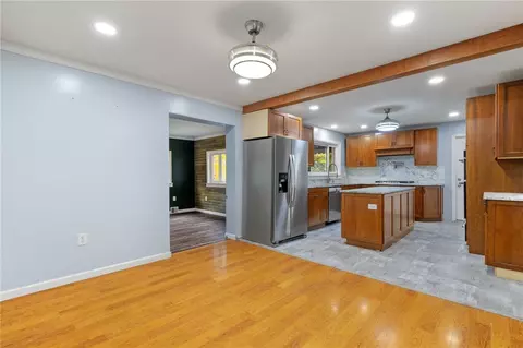 138 Mowry Rd, Monaca, PA 15061 photo 10