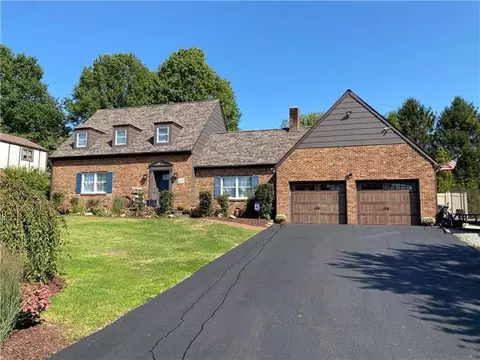 112 Eastgate Rd, Uniontown, PA 15401