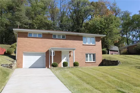 510 Friendship Dr, Mckeesport, PA 15135