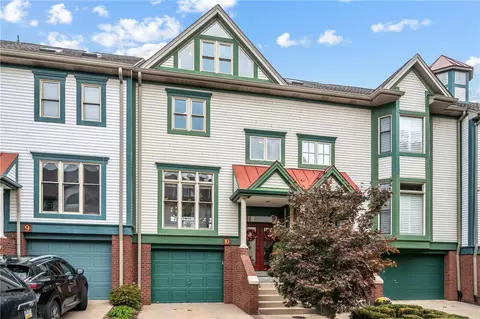 10 Waterside Pl, Pittsburgh, PA 15222