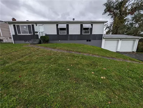 36 Milton St, Uniontown, PA 15401