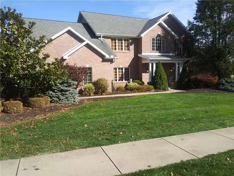 531 Ashton Ct, Irwin, PA 15642