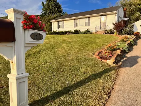 165 N Ben Franklin Rd, Indiana, PA 15701