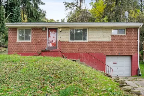 2051 Fairlawn St, Pittsburgh, PA 15221