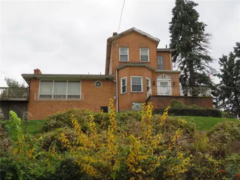 308 Kaercher St, Pittsburgh, PA 15207