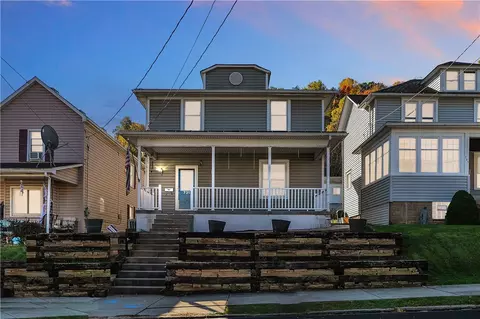 731 Park Ave, Ellwood City, PA 16117