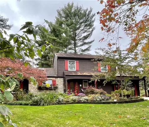 109 Pinehurst, Aliquippa, PA 15001