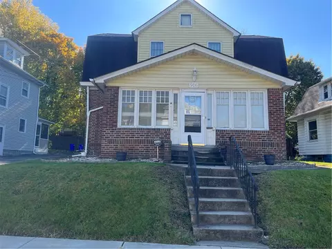 916 Harrison St, New Castle, PA 16101