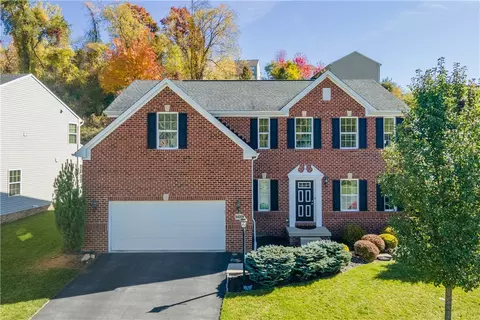 6420 Interlaken Dr, Mcdonald, PA 15057
