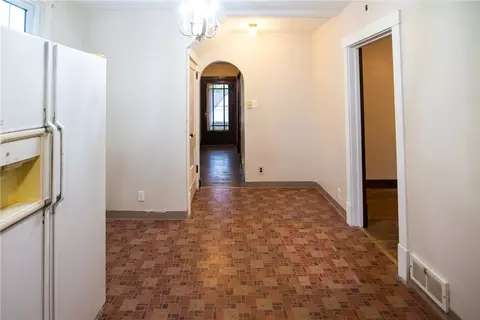1834 Devonshire Rd, Coraopolis, PA 15108 photo 14