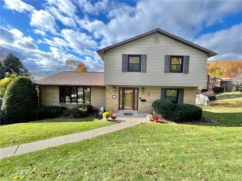 711 Florida Ave, Jeannette, PA 15644
