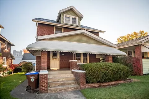 585 Stambaugh Ave, Sharon, PA 16146