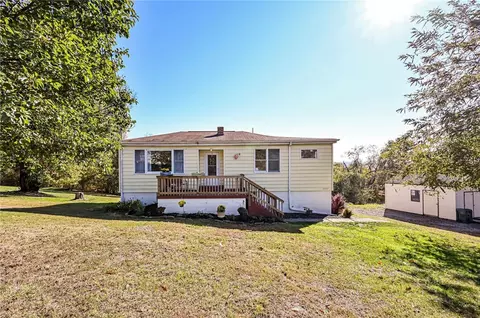 2237 Lewis St, White Oak, PA 15131