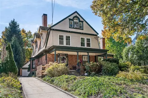 5734 Aylesboro Ave, Pittsburgh, PA 15217