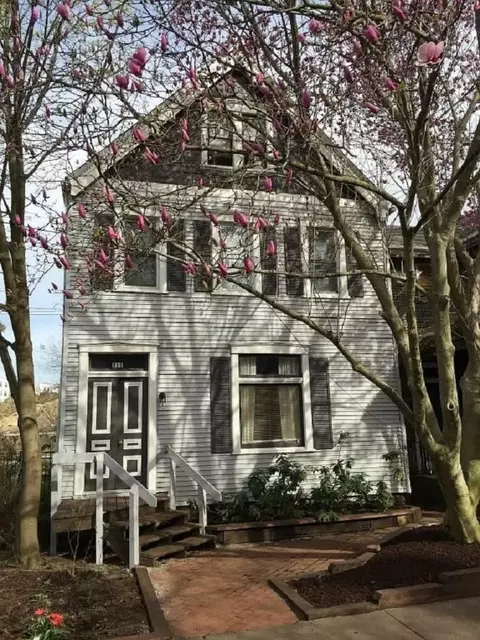 311 Denniston St, Pittsburgh, PA 15206