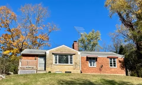 451 Johnston Rd, Bethel Park, PA 15102