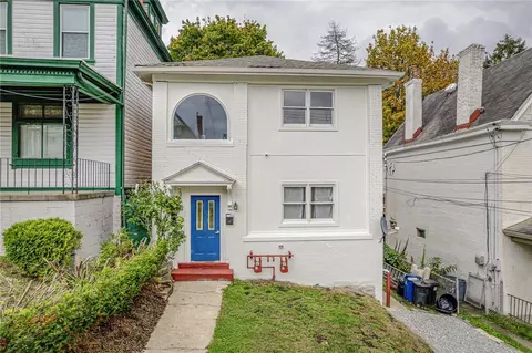 1519 Alton St, Pittsburgh, PA 15216
