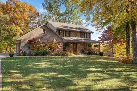 403 Shingle Oak Ln, Prospect, PA 16052