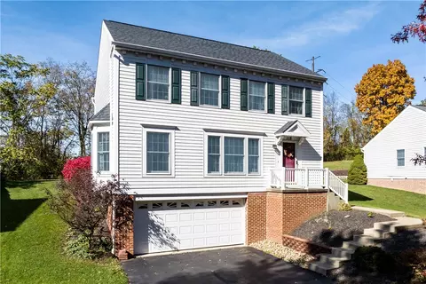 118 Trotwood Dr, Canonsburg, PA 15317