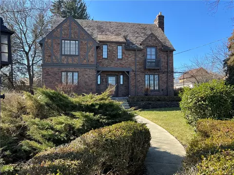 347 Lincoln Ave, Beaver, PA 15009