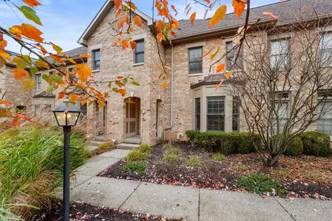 79 Shenot Rd, Wexford, PA 15090