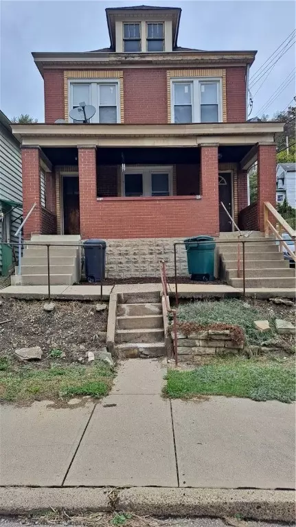 800 Ridge Ave, Mckees Rocks, PA 15136