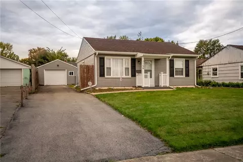 1156 Haig St, Sharon, PA 16146