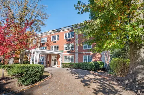 5025 Fifth Ave #1C, Pittsburgh, PA 15232