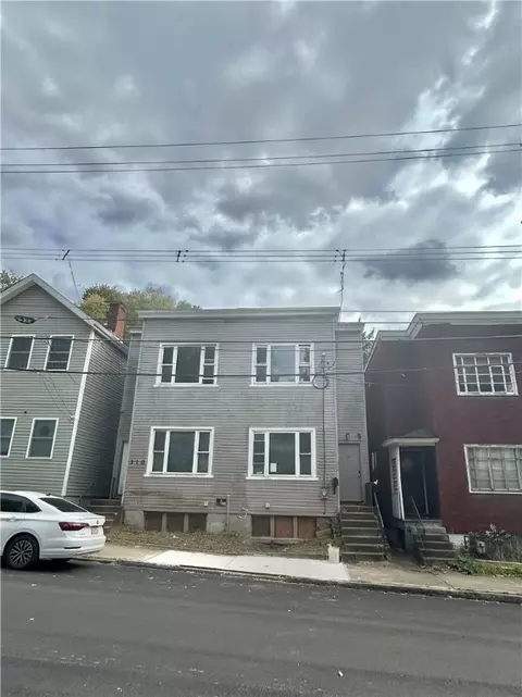 308 Flowers Ave, Pittsburgh, PA 15207