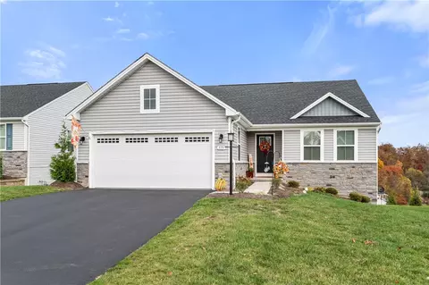 575 Birch Dr, Houston, PA 15342