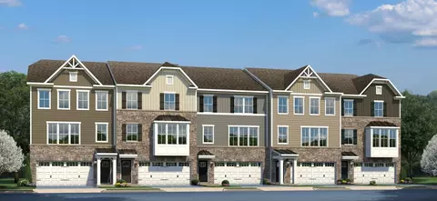 2004 Spinosa Ln, Jeannette, PA 15644