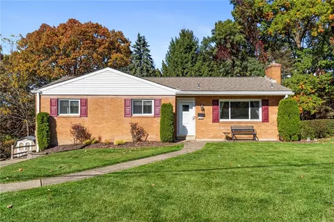 119 Minnock Dr, Pittsburgh, PA 15237