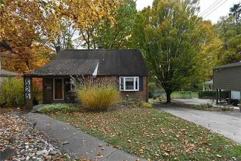 525 Penn Vista Dr, Penn Hills, PA 15235