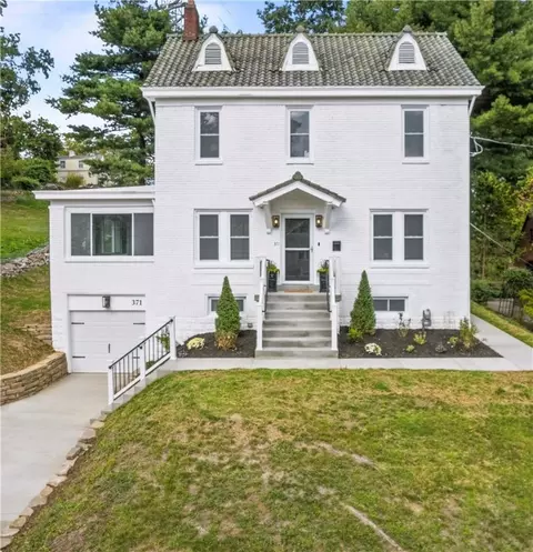 371 Avon Dr, Pittsburgh, PA 15228
