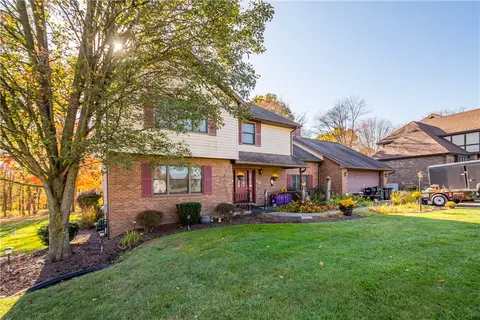 112 Woodmont Dr, Monaca, PA 15061