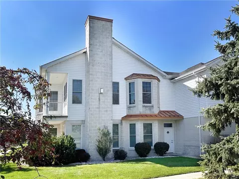 213 Adams Pointe Blvd #1, Mars, PA 16046