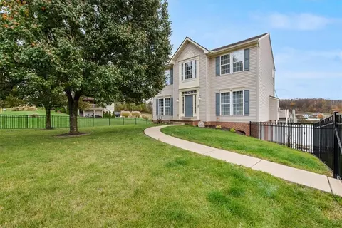 586 Old Leechburg Rd, Pittsburgh, PA 15239
