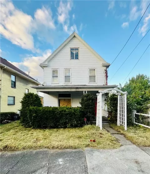 45 Aliquippa Ave, Monessen, PA 15062