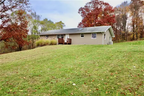 114 Caldwell Ln, Fenelton, PA 16034