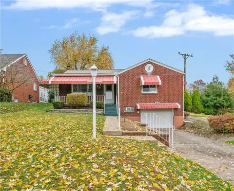 246 Kentucky Dr, New Kensington, PA 15068